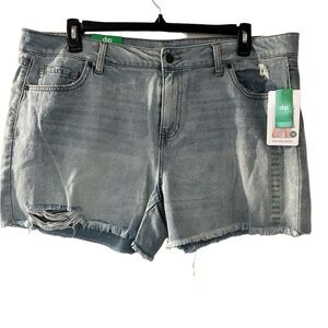 NWT dip mid rise jean shorts 20W